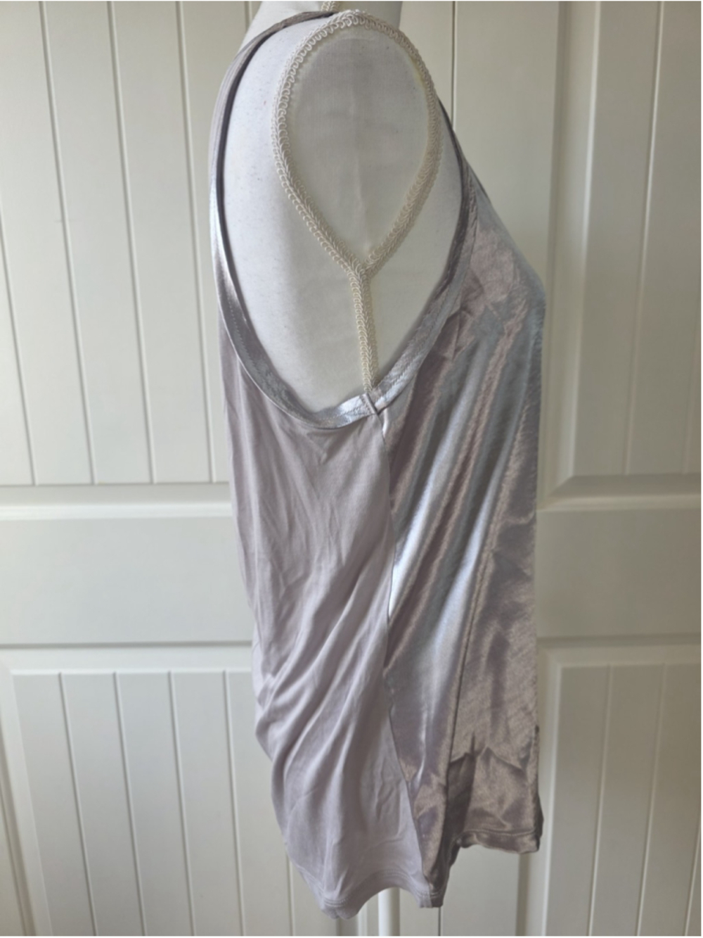 Reiss Metallic Silver Sleeveless Tank Top Sz M Shimmer Scoop Neck Quiet Luxury - Picture 5 of 10